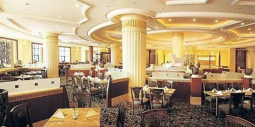 Bao Hong Hotel Sanya 4*,  China