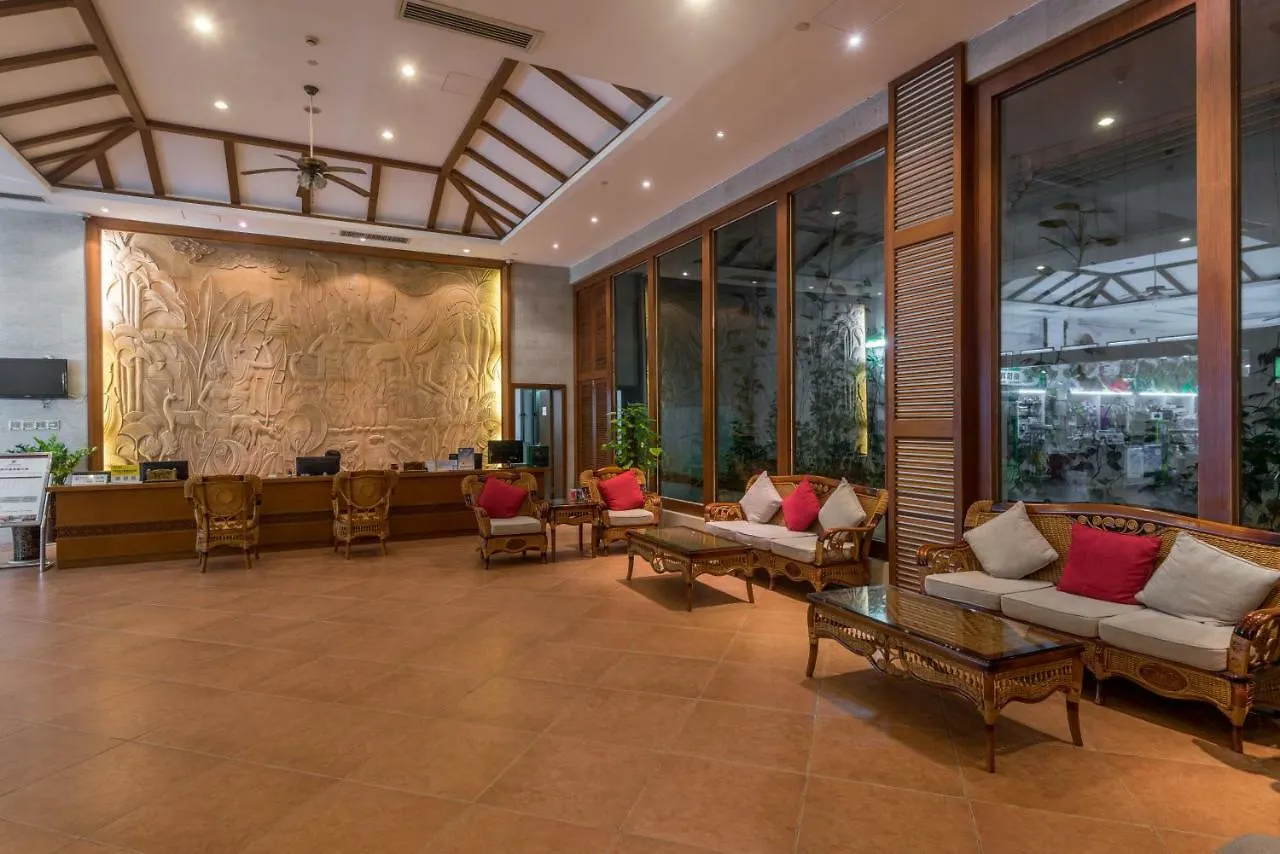 Bao Hong Hotel Sanya 4*,  China